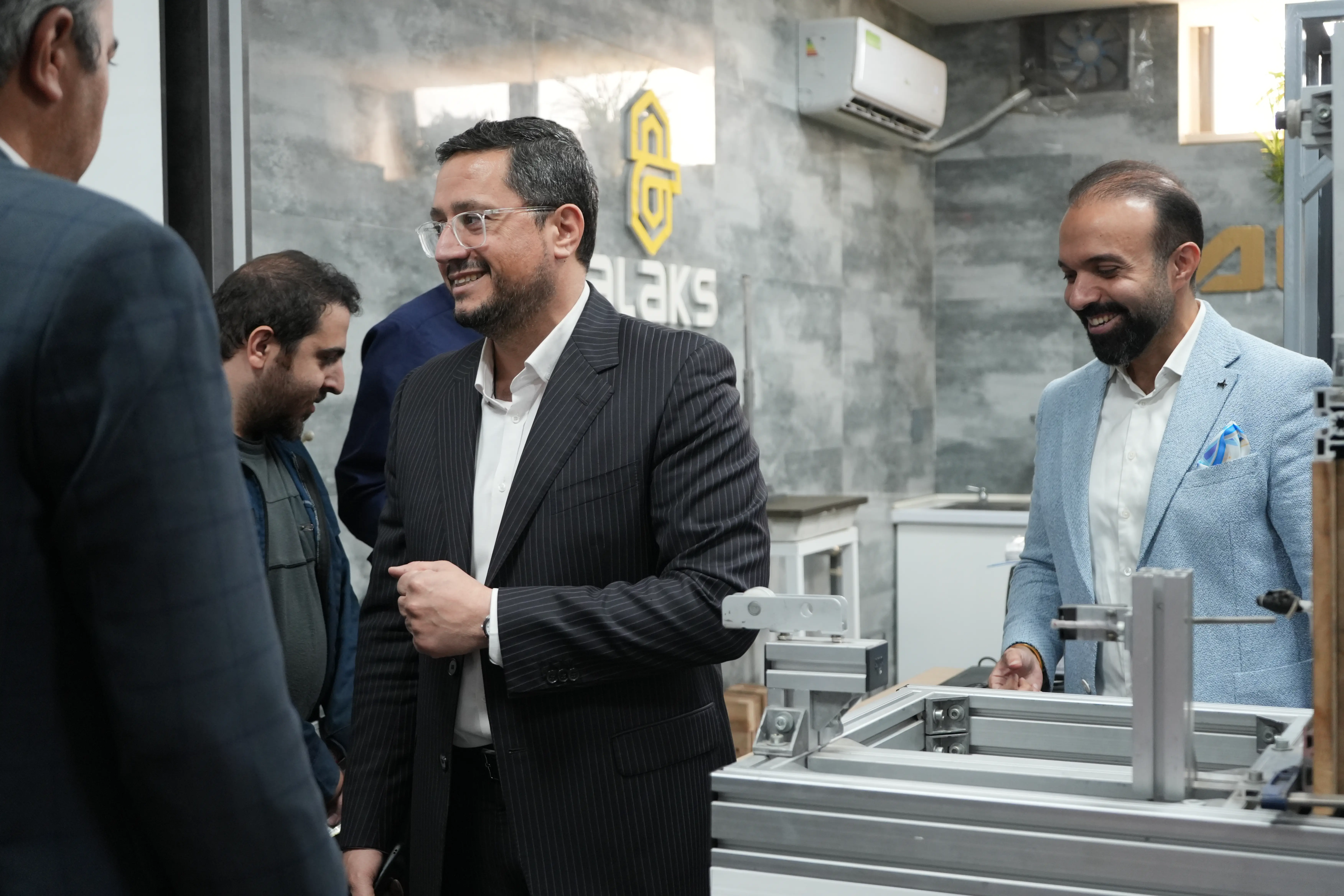 شرکت آلاکس واحد نمونه کشوری